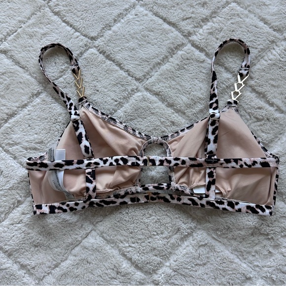 Victoria's Secret | Leopard Print Chain Strap Cutout Bikini Top | Size Large - Picture 5 of 12
